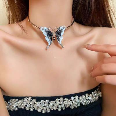 Sweet and Cool Butterfly Necklace Niche Design Sense Collarbone Chain New Neck Chain Unique Accessories Women