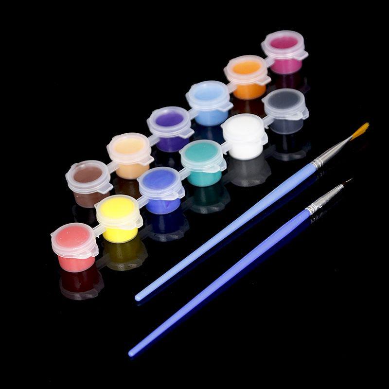 

Материалы для искусства и ремесел и место для сборки пазлов для детского сада K1 и K2