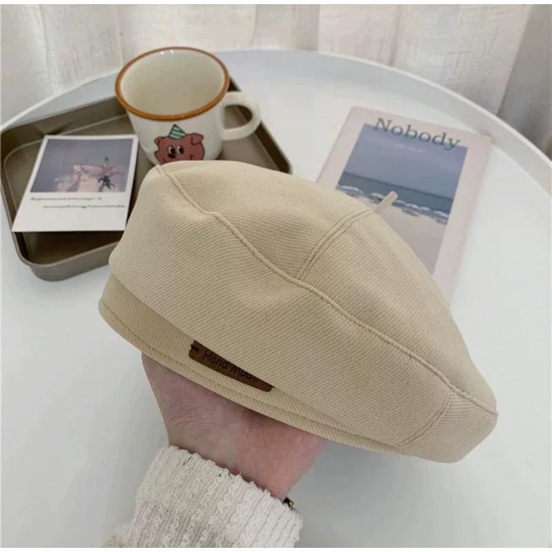 New Beret Children's Autumn Versatile Face Small Painter Hat Winter Warm Literary Retro Octagonal Hat
