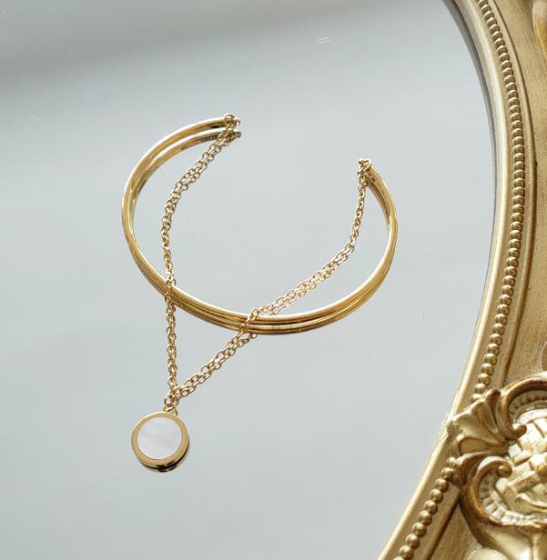 18K Gold-Plated Double-Layer Titanium Steel Bracelet with White Mother-of-Pearl Shell
