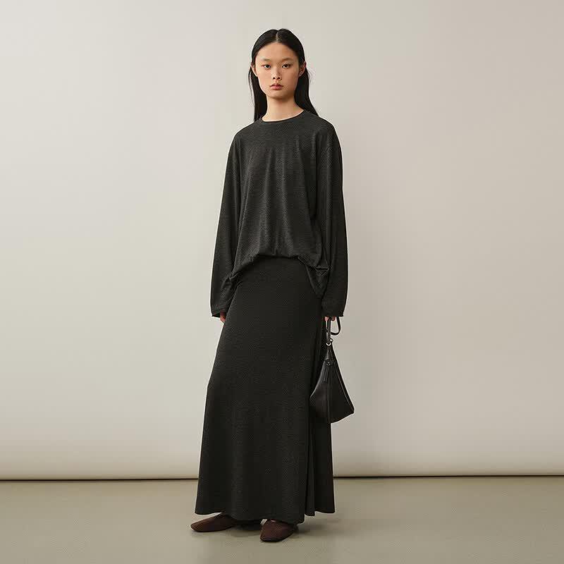 Women's Loose Fit Round Neck Long Sleeve T-shirt