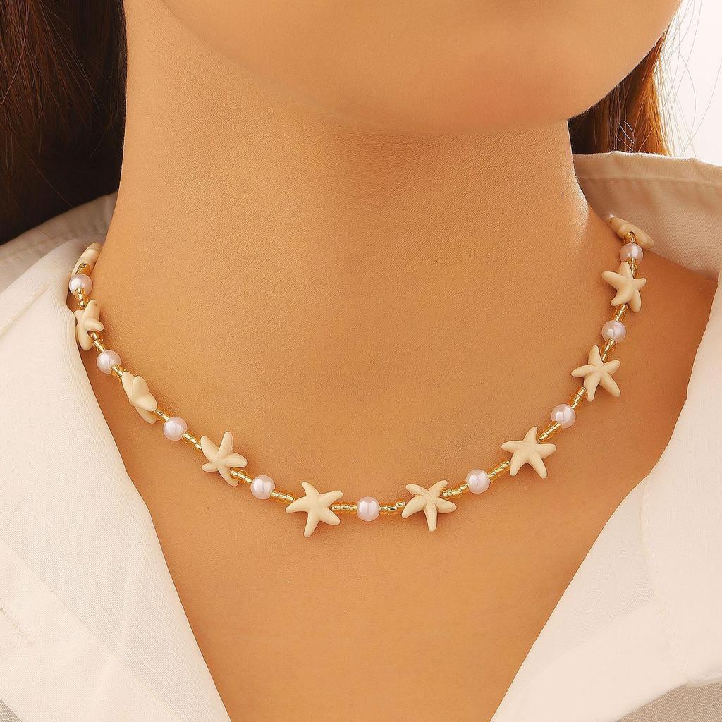 Colar Boêmio de Estrela-do-Mar: Pingente Feito à Mão com Pérolas e Conchas para Mulheres
