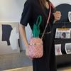 Nuova Borsa a Tracolla da Donna Personalizzata a Forma di Ananas Piccola Fresca per Ragazza Adolescente Singola Spalla Stile Straniero Intrecciata con Borchie e Catena Chiusura Borsa Rotonda
