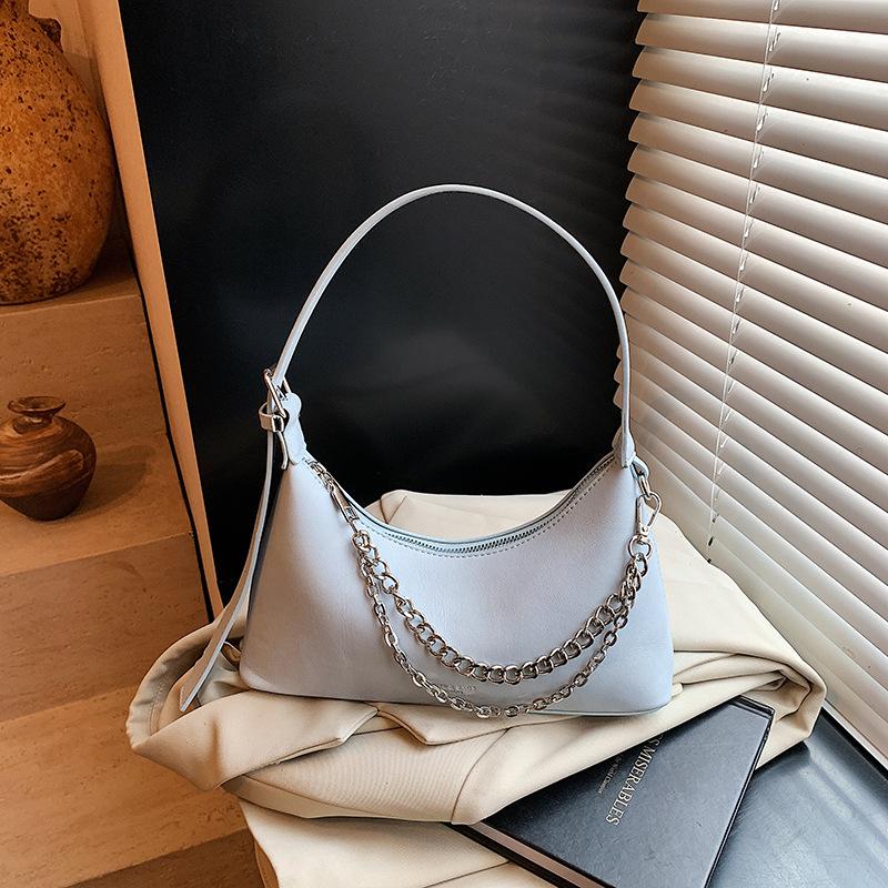 Niche Underarm Bag Women's New Fashion Versatile Dumpling Bag Casual Chain Shoulder Messenger Bag