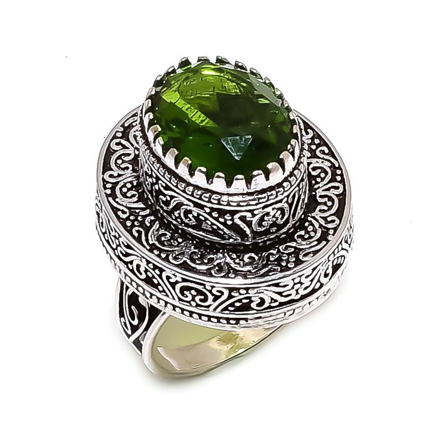Peridot Gemstone 925 Sterling Silver Jewelry Ring Size 8