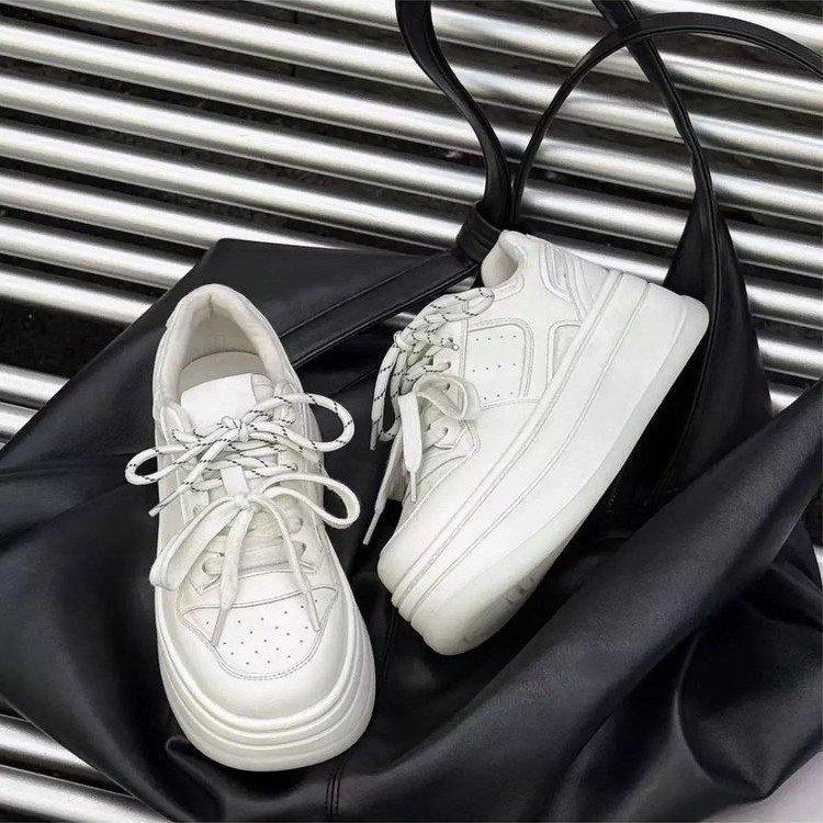 Leather Velvet Little White Shoes For Women'S Winter New Versatile Height Increase Sports And Leisure White Board Shoes For Women And Women