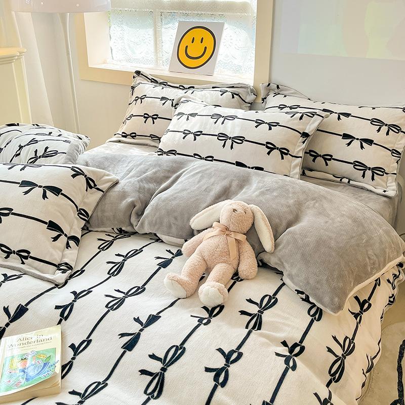 Four Piece Thick Coral Velvet Quilt Cover For Winter Milk Velvet Bed