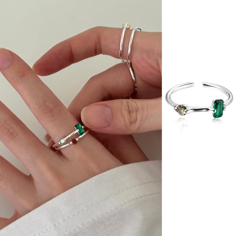 

Copper Fashionable Unique Ring For Women With Stunning Zircon Adjustable Style J4654