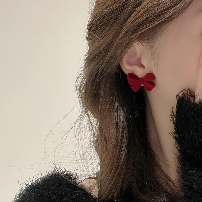 New Fashionable Flocked Earrings, Silver Needle Bow Earrings, High-end Feeling, Niche Red Earrings
