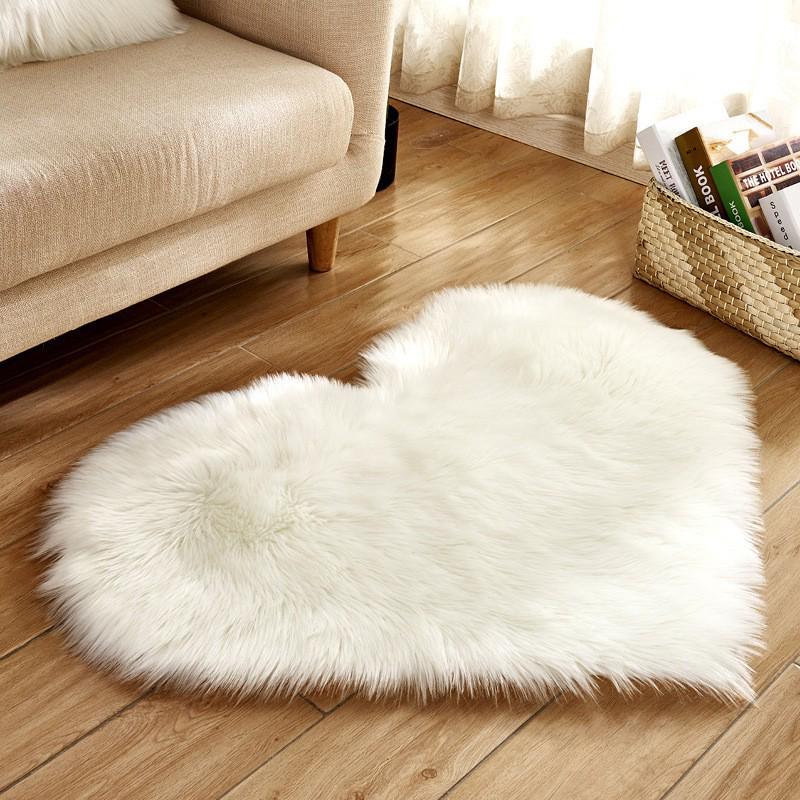 Tappeto a Forma di Cuore in Lana Sintetica - Lavabile in Lavatrice, Spesso e Carino per Soggiorno o Camera da Letto