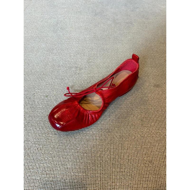 2025 new leather pleated straps ballet shoes round head shallow mouth flat bottom Mary Jane single shoes women's retro little red shoes