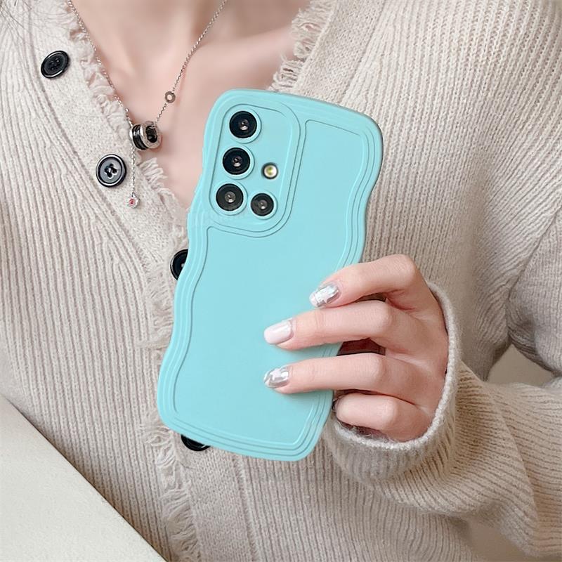 A 51 71 12 Curly Wavy Liquid Silicone Case For Samsung Galaxy A51 A71 4g A12 5g A50 A21s A30 A20 A04 Protect Soft Cover A14 A24
