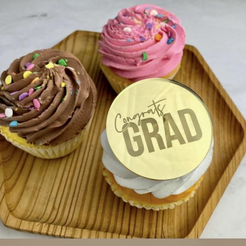 10Pcs Congrat Bachelor Hat Cupcake Toppers Acrylic Cake Topper Graduate Party Graduation Cake Decorating Supplies Class of 2024