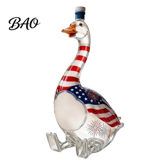 Sculpted Glass Bottle Goose Shaped Whiskey Decanter, 3D Animal with Stopper, Spirits Display Container Novelty Wine Dispenser for Home Bar,