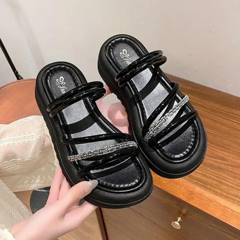 Women's Summer 2024 New Style Soft Sole Pearl Slippers Two-way Wearable Thick Bottom Sandals Windbreaker Slippers