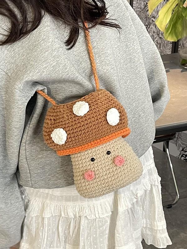 Knit Mushroom Handbag For Women With Soft Wool Material And Stylish Woven Design