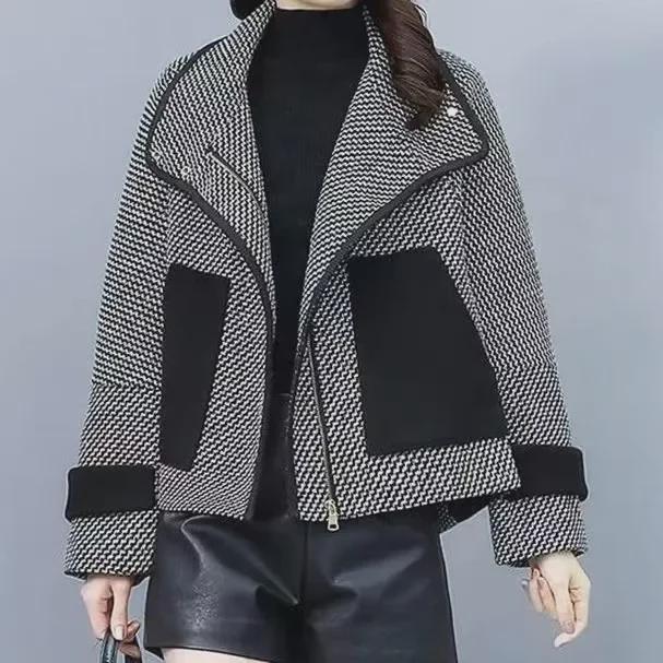 2022 Fall/Winter Short Woolen Coat - Stylish, Youthful, Loose Fit for All-Occasion