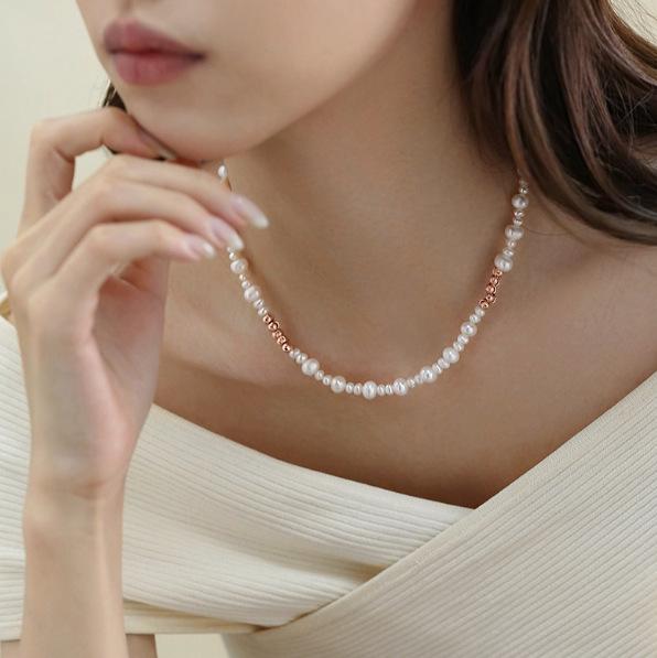 Natural pearl necklace simple and versatile splicing millet bead neck chain French fashion beaded neck chain