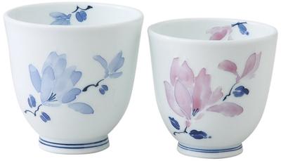 Nishikai Pottery Hasami Ware Pair Tea Cup Tsujiga Floral Pattern Presentation 11469 (In Box)