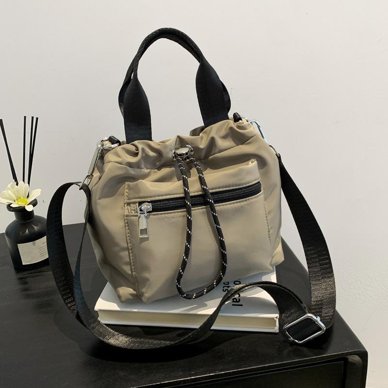 Nylon Drawstring Bucket Bag Women's Versatile Large-capacity Fashion Shoulder Bag Korean Handbag Simple Women's Handbag