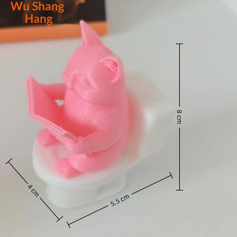 Funny 3D Printed Cartoon Plastic Pig Figurine Sitting On Toilet Wall Mounted Desk Shelf Decor
