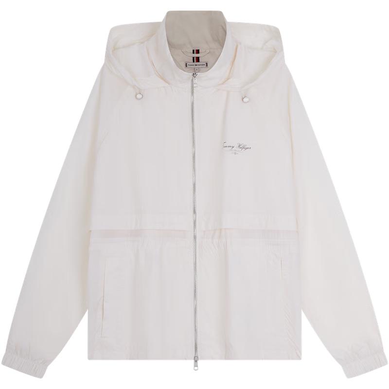 

Tommy Hilfiger Women s Water-Repellent Lightweight Hooded Jacket M