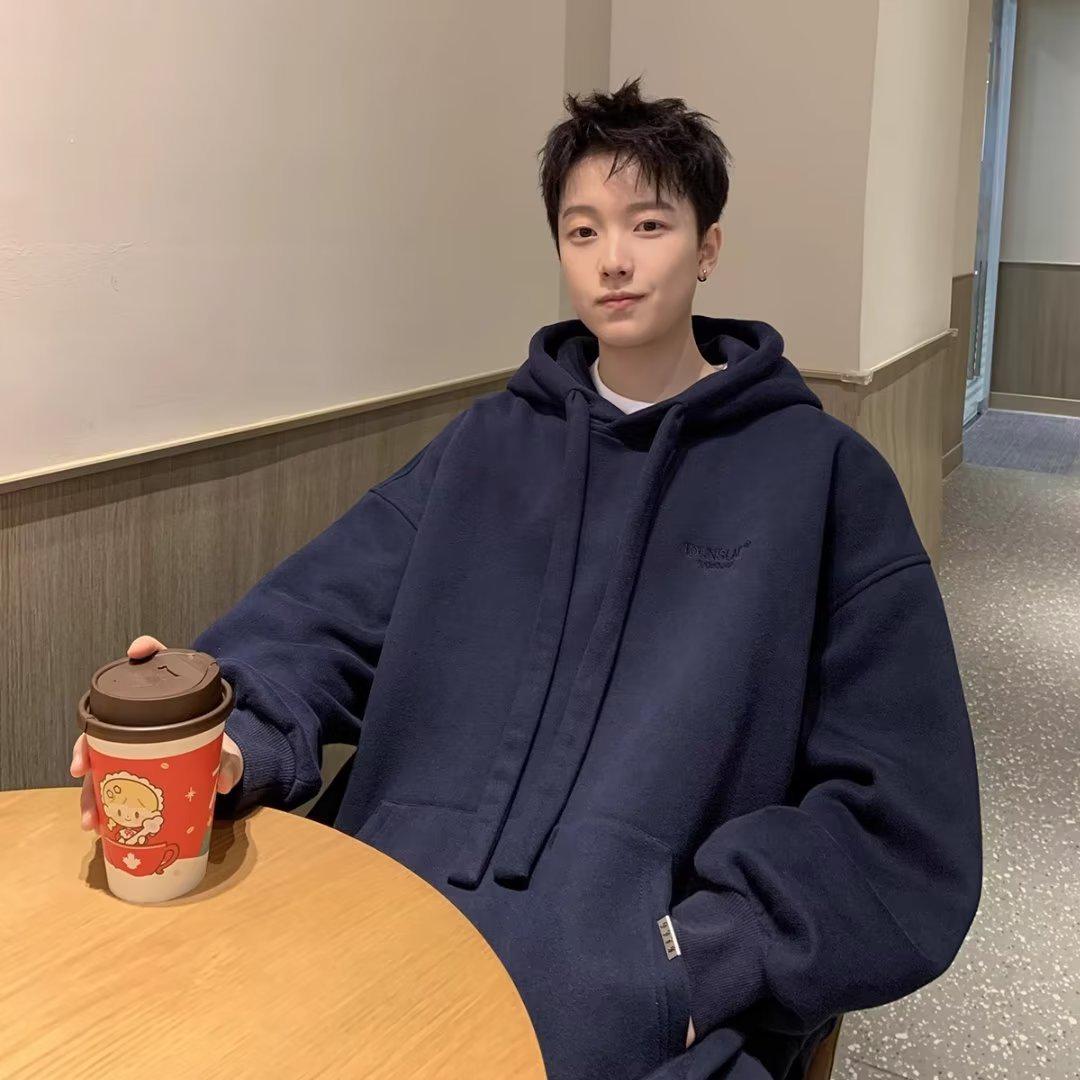 

2024 Мужская модная толстовка с заниженной линией плеч - стиль Гонконга, свободный крой, универсальная куртка на осень/зиму 3XL