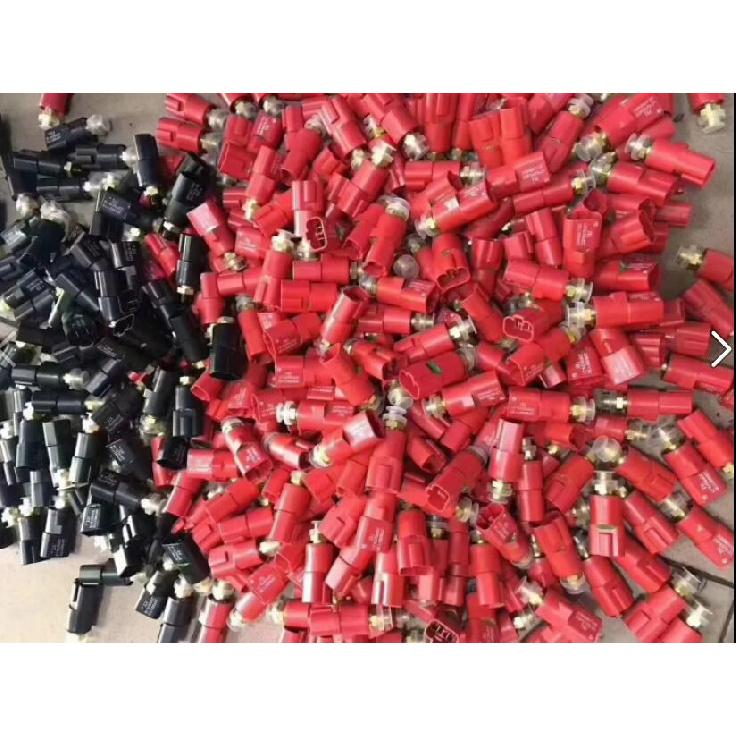 20Y-06-21710 206-06-61130 Pressure Switch Sensor For Komatsu Excavator pc130/160/200/210/220/240/270/300/350/360/400/450-7-8-5 Switches Oil Pressure