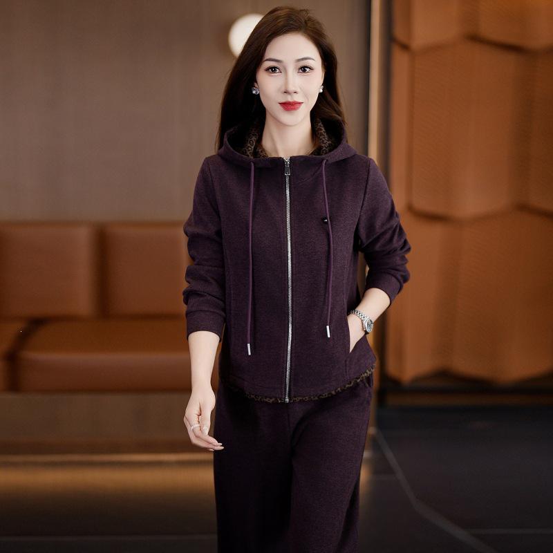2026 Women's Two-Piece Sportswear Set: Casual Loose Hoodie & Long Pants for Spring & Autumn, Plus Size Available