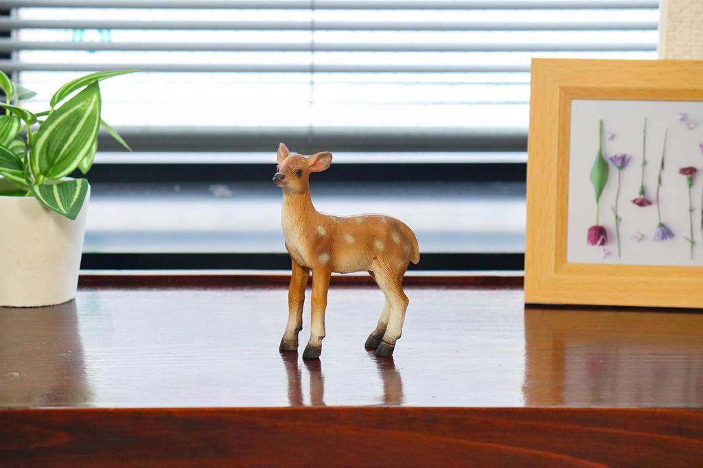Castle Enterprise Standing Fawn (Small), 10cm Long, Set of 10 Figurines, for Commercial Use