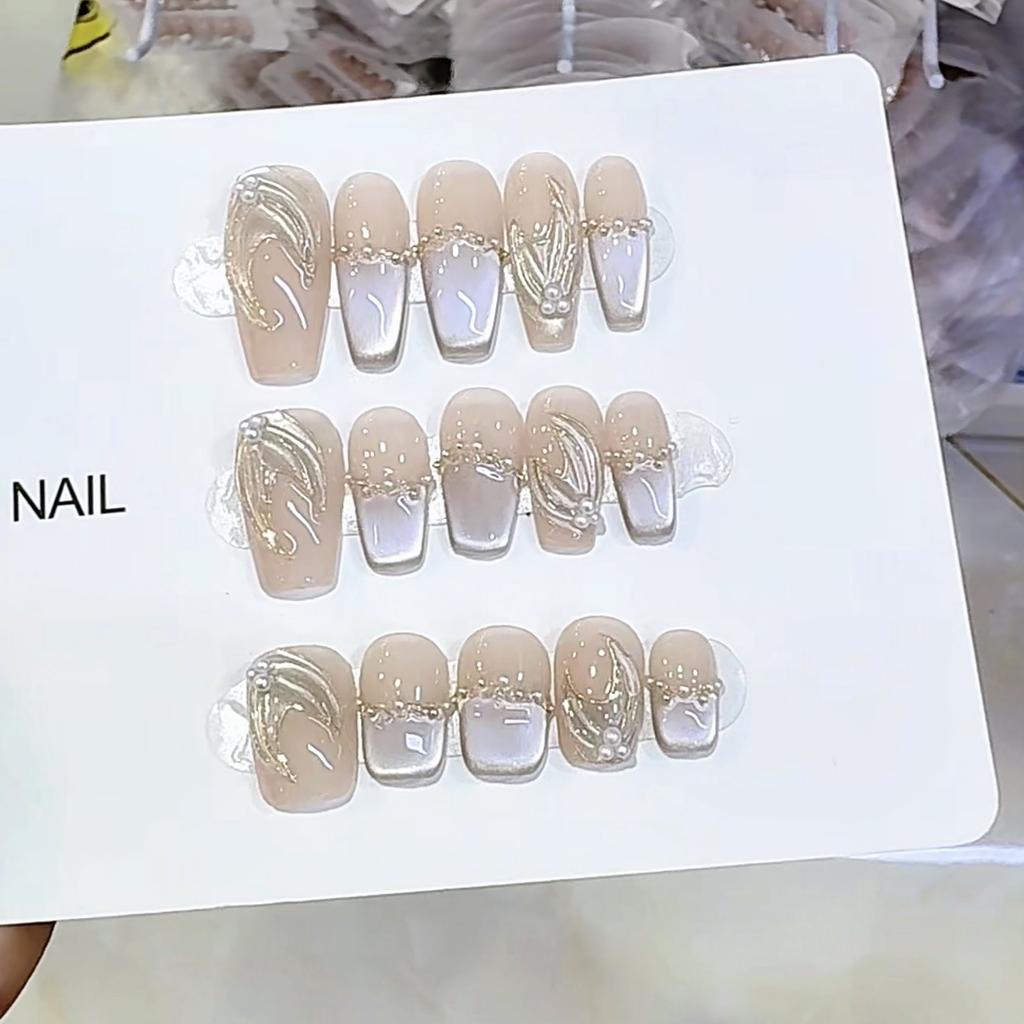 Pure Hand-made Phototherapy Wears Armor, Cat Eyes, Moonlight, Fish Tail, Finished Products, Use Nail Art Patches To Disassemble