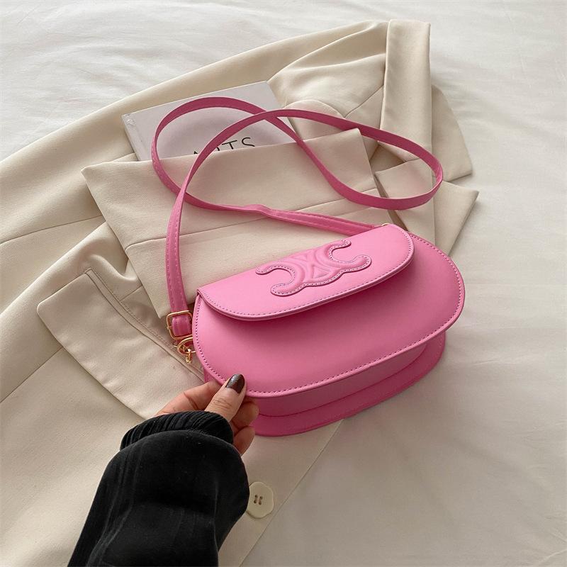 Fashionable and Fashionable Shoulder Bag Simple Small Bag Women's Bag Casual New Beautiful Crossbody Saddle Bag Trendy