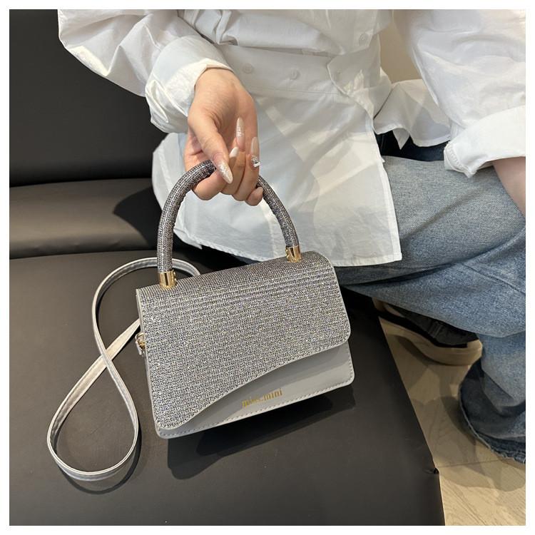 Pu Material Small Shoulder Bag For Daily Use With Letter Printed Glossy Material