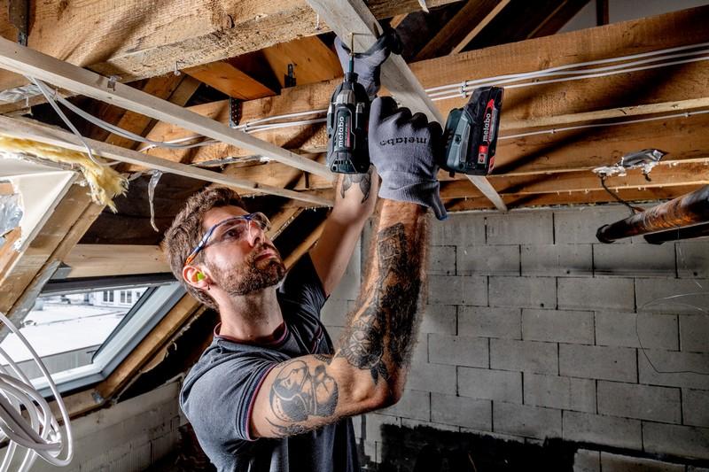 Combo Set 18V Bs 18 Lt Bl + Ssd 18 Lt 200 Bl 2*5.2Ah - Me 685196000