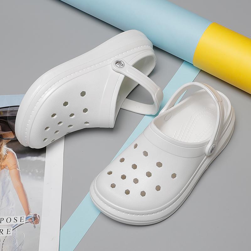 Sandali estivi da uomo Pantofole da spiaggia Scarpe da uomo unisex Aqua traspirante Pantofole da giardino scavate in schiuma Scarpe da acqua per esterni