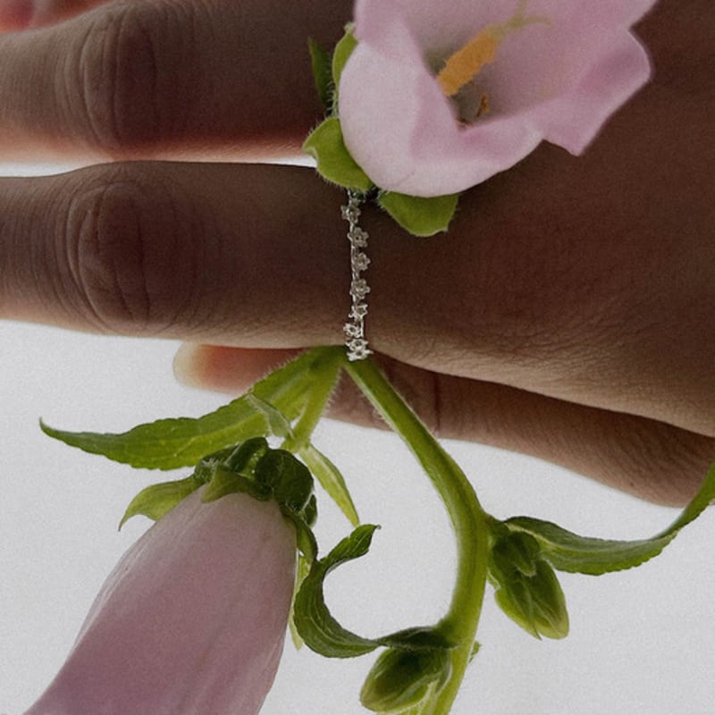 Baked Alaska Mini Flower Bouquet Ring 01