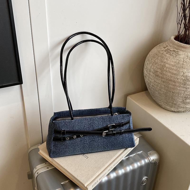 Nischen-Denimtasche Damen neue kontrastfarbene vielseitige Schulter-Unterarmtasche Pendler tragbare Baguettetasche