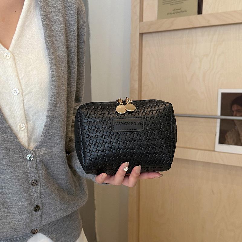 2026New Woven Texture, Premium Feel Pu Handheld Makeup Bag, Portable Cosmetic Organizer