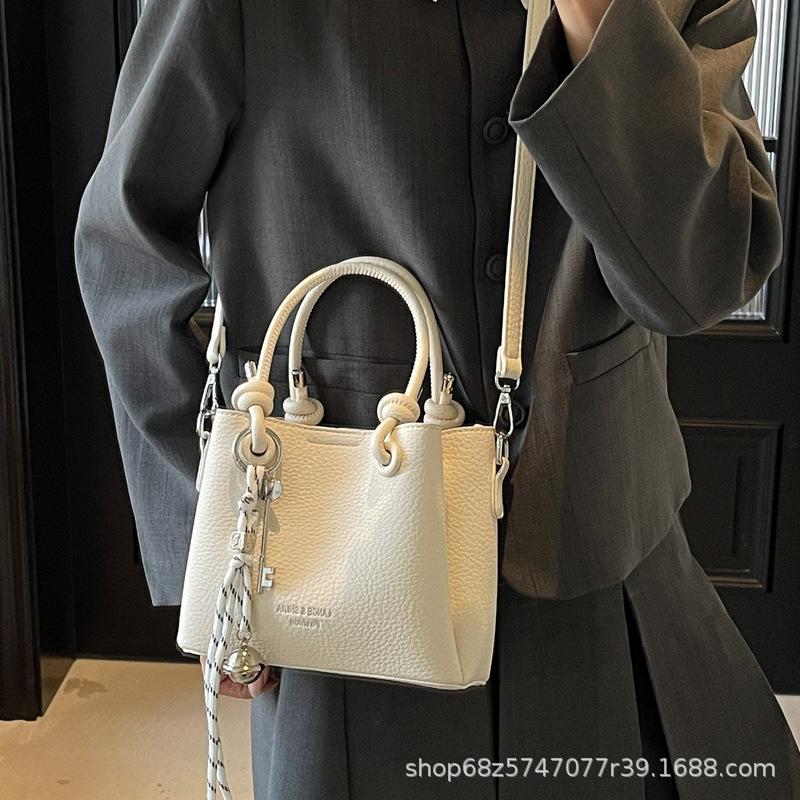 Large-capacity Bag Women's Spring and Summer 2025 New Simple and Versatile Soft Leather Messenger Bag Women's Casual Portable Bucket Bag