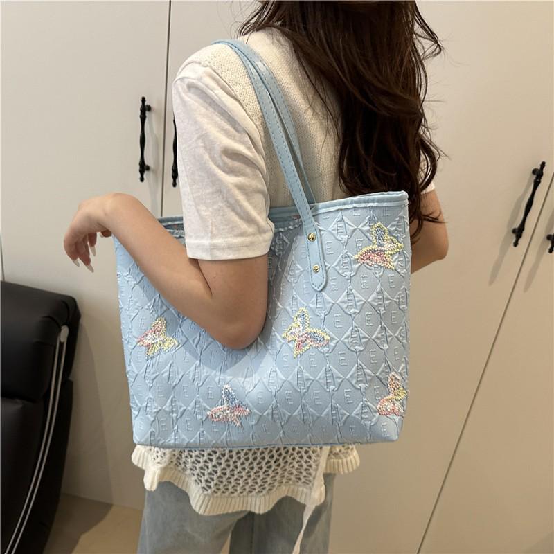 Stylish Casual Commute Shoulder Bag: Fashionable, Large-Capacity Tote for Students