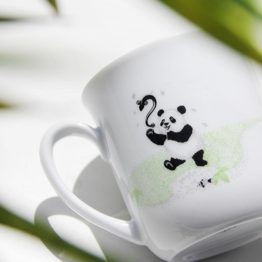 Okura Touen Panda Eltern und Kind Glückverheißende Geschichte Teil 1 von der Mikrowelle und Spülmaschine Hergestellt in - - "Treffpunkt Strom" Becher, Kaffee/Tee, Ca.. 350cc,