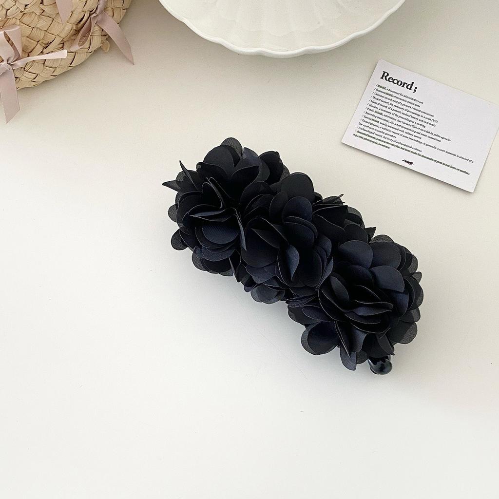 Sweet and Romantic Rose Hair Clip for Ladies Elegant Banan Clip Multiple Ways To Wear Daily Outfit Ponytail Convenient Hair Clip