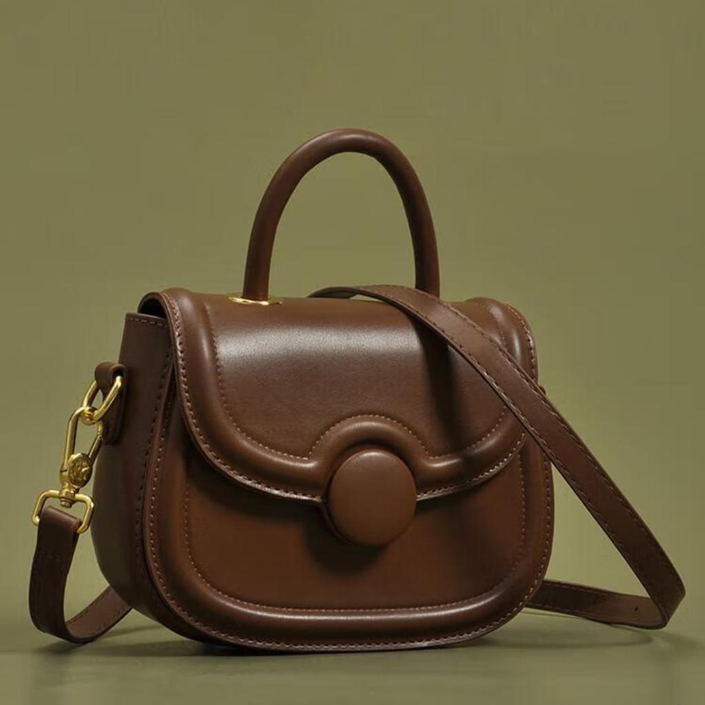 Vintage handbag niche single shoulder bag Small square bag all crossbody bag length 18cm wide 5cm high 14cm