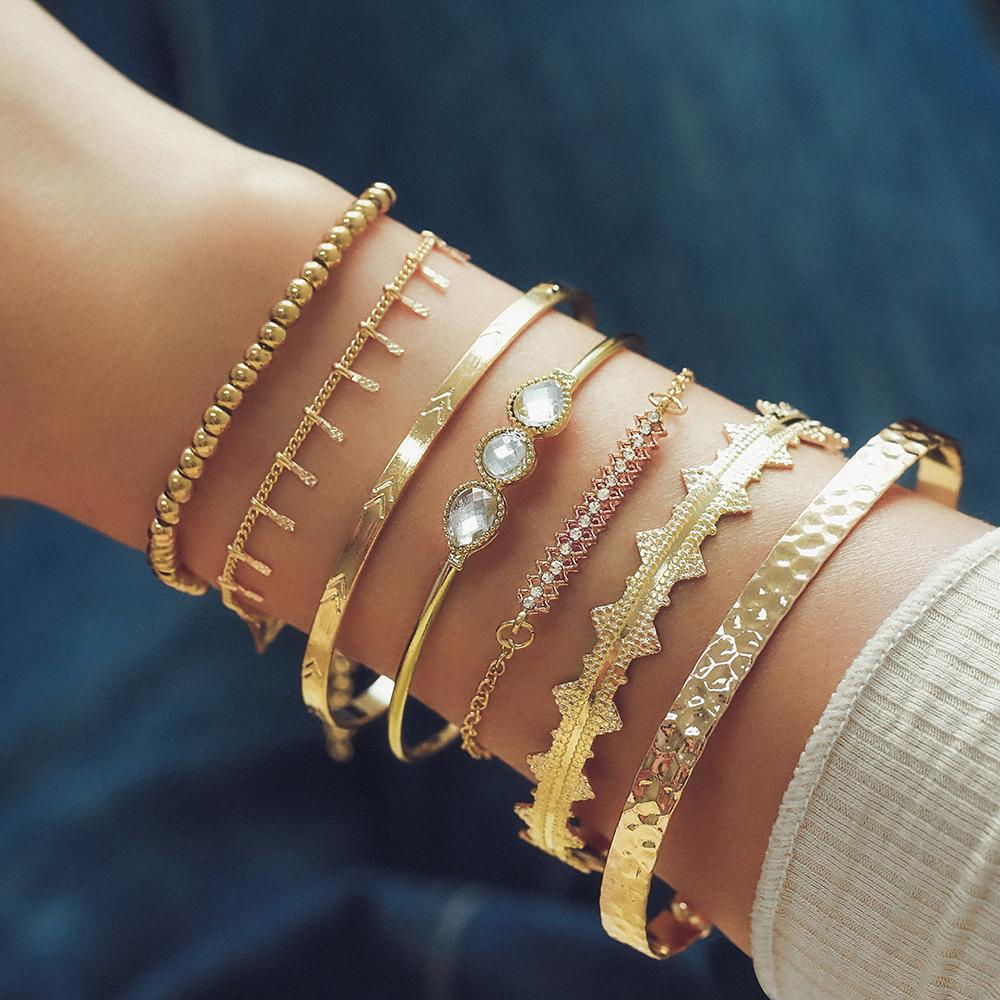 5Pcs/ Set Bohemia Minimalism Multilayer Love Heart Hollow Out Open Mouth Bracelet Set for Women Metal Chain Bangle Zircon Gifts