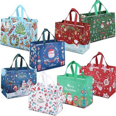 Paquet de 8 sacs cadeaux de noël sacs fourre-tout de noël avec poignées, grands sacs de noël pour l'emballage de cadeaux