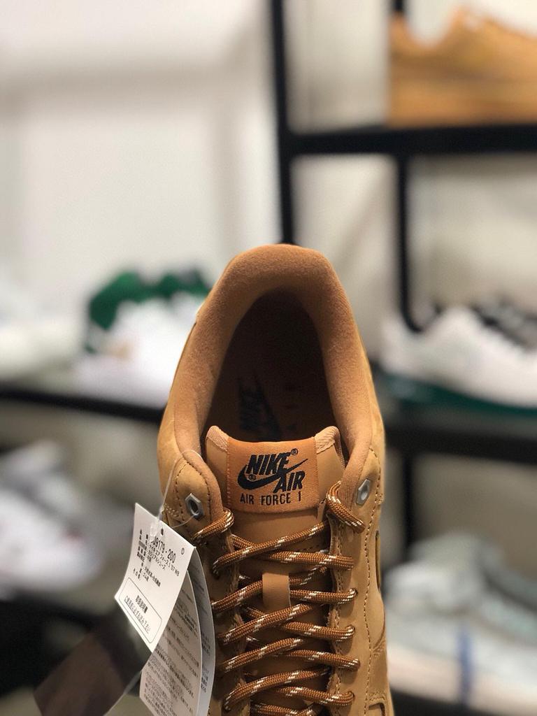 Scarpe Casual Air Force 1 in Vera Pelle Scamosciata Colore Grano con Ammortizzatore ad Aria Integrato per Uomo e Donna - Stile Autunno/Inverno