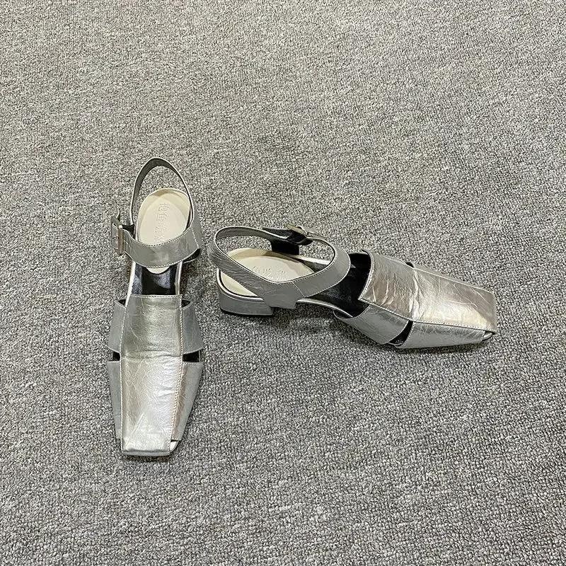 Fashion Summer Silver Leather Broad Band Hollow Out Women Sandals Pumps Luxury Design Cover Toe Buckle Strap Gladiator Roman Shoe