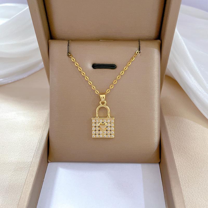 Light Luxury Full Diamond Micro-Inlaid Design Temperament Smart Shining Necklace Women, Simple Pendant