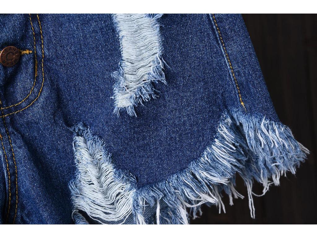 2020 Smoke Gray Ripped Button Denim Shorts for Women - Plus Size, Slimming Wide-Leg Raw Edge Hot Pants