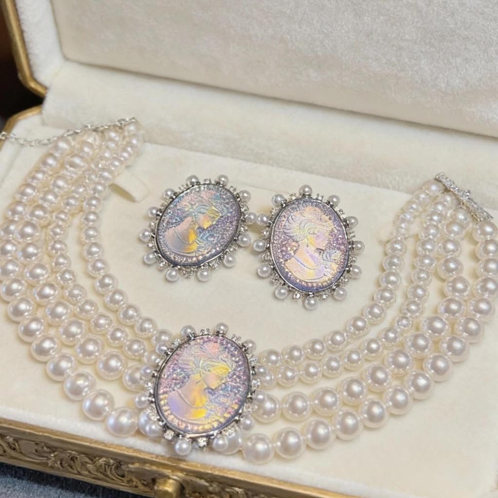 2025 Vintage-Inspired Women's Jewelry Set: Four-Layer Zircon Necklace & Earrings